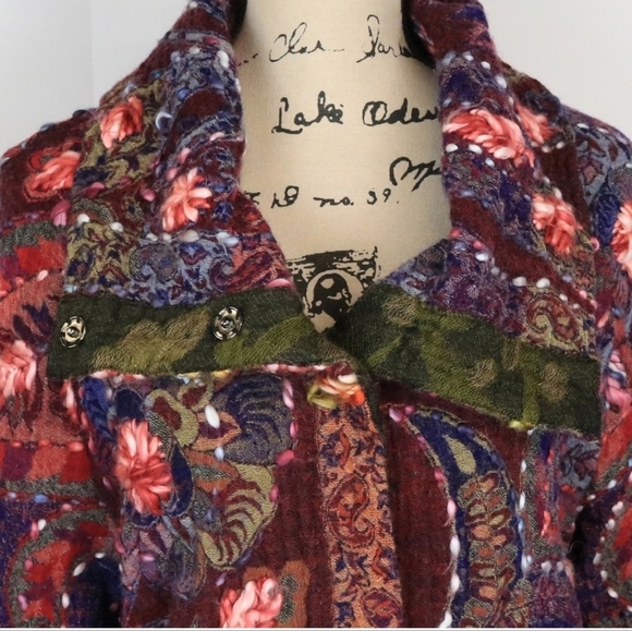 Stunning ANU Sweater EUC - Picture 3 of 11